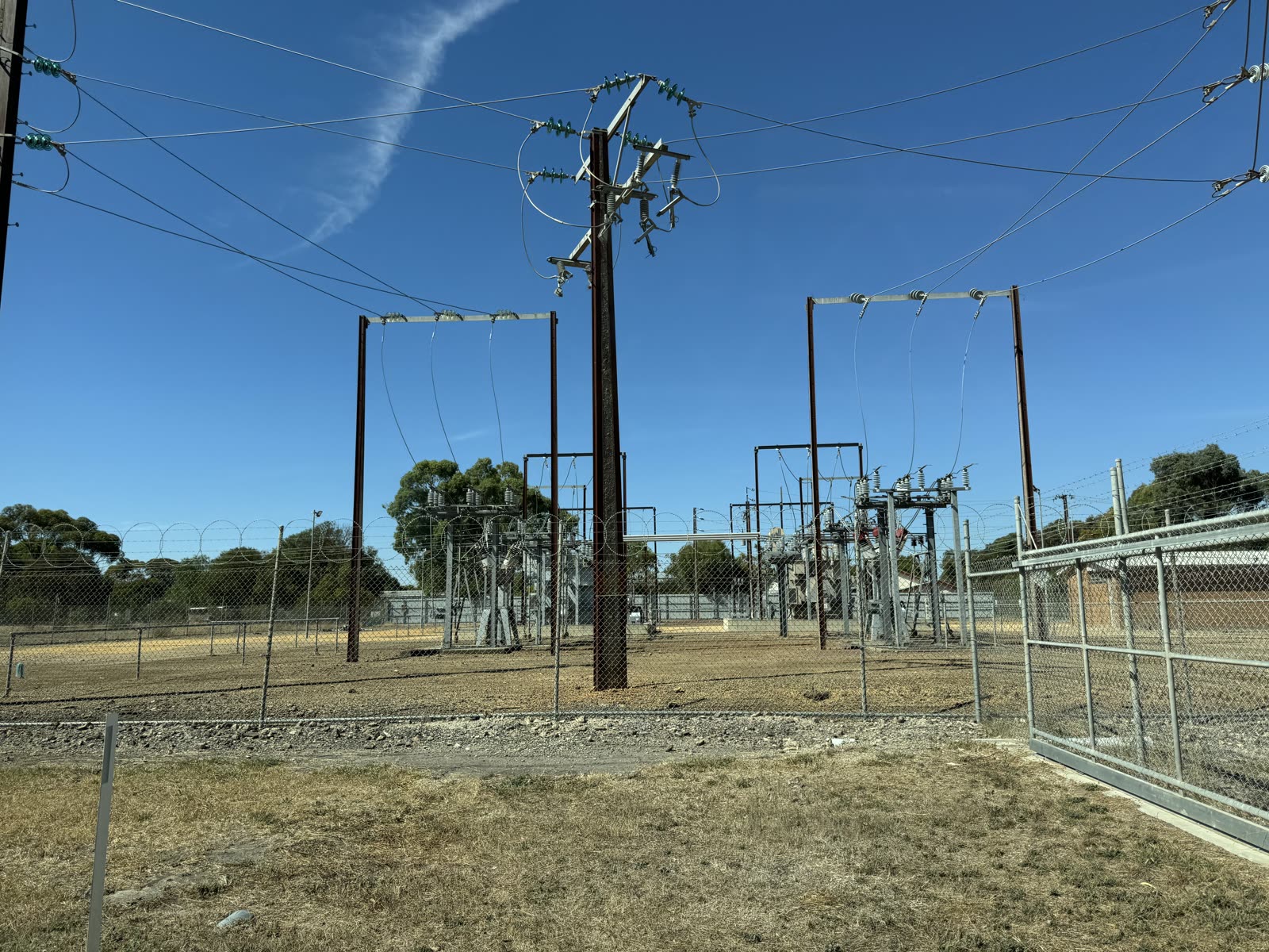 Naracoorte BESS substation switchyard
